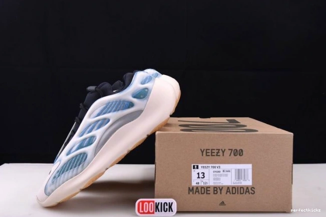 ADIDAS GY0260 YEEZY 700 V3 0724